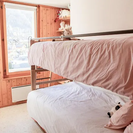 Sunny 3-bedroom With Mountain Views *